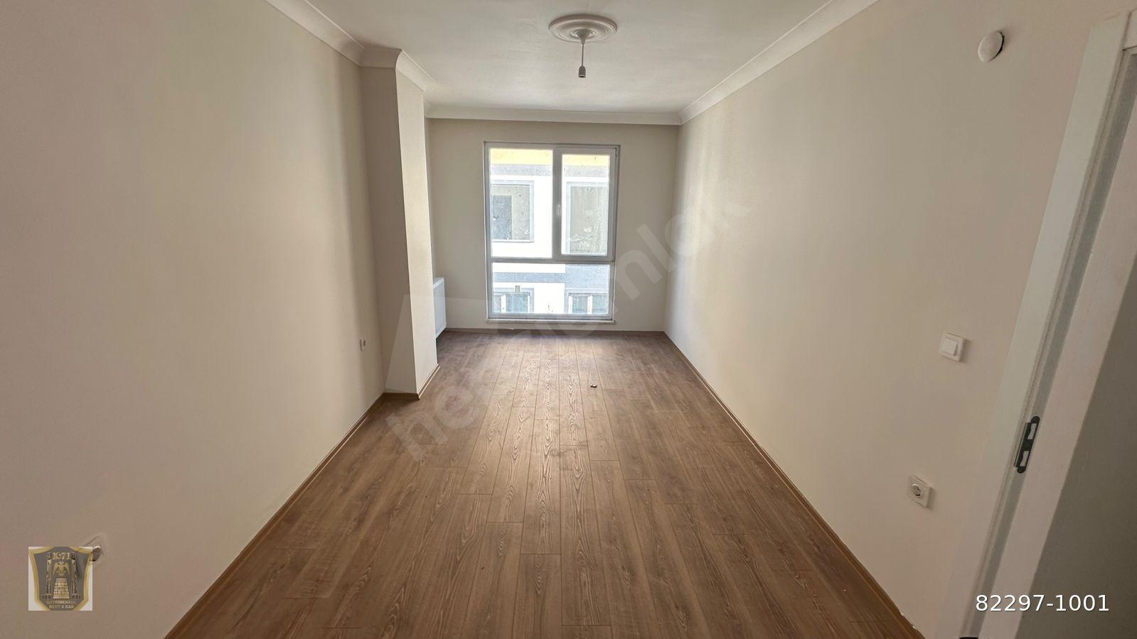 YALOVA ÇINARCIK TEŞVİKİYE SAHİL,DE YENİ BİNA,DA 4+1 ASANSÖRLÜ SATILIK DUBLEKS DAİRE