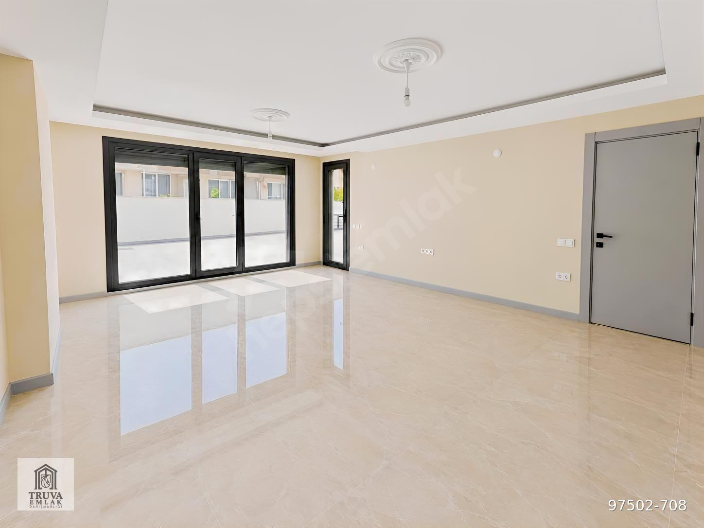 TRUVADAN MERKEZ'DE SIFIR 2+1 KAPALI OTOPARK KİRALIK DAİRE
