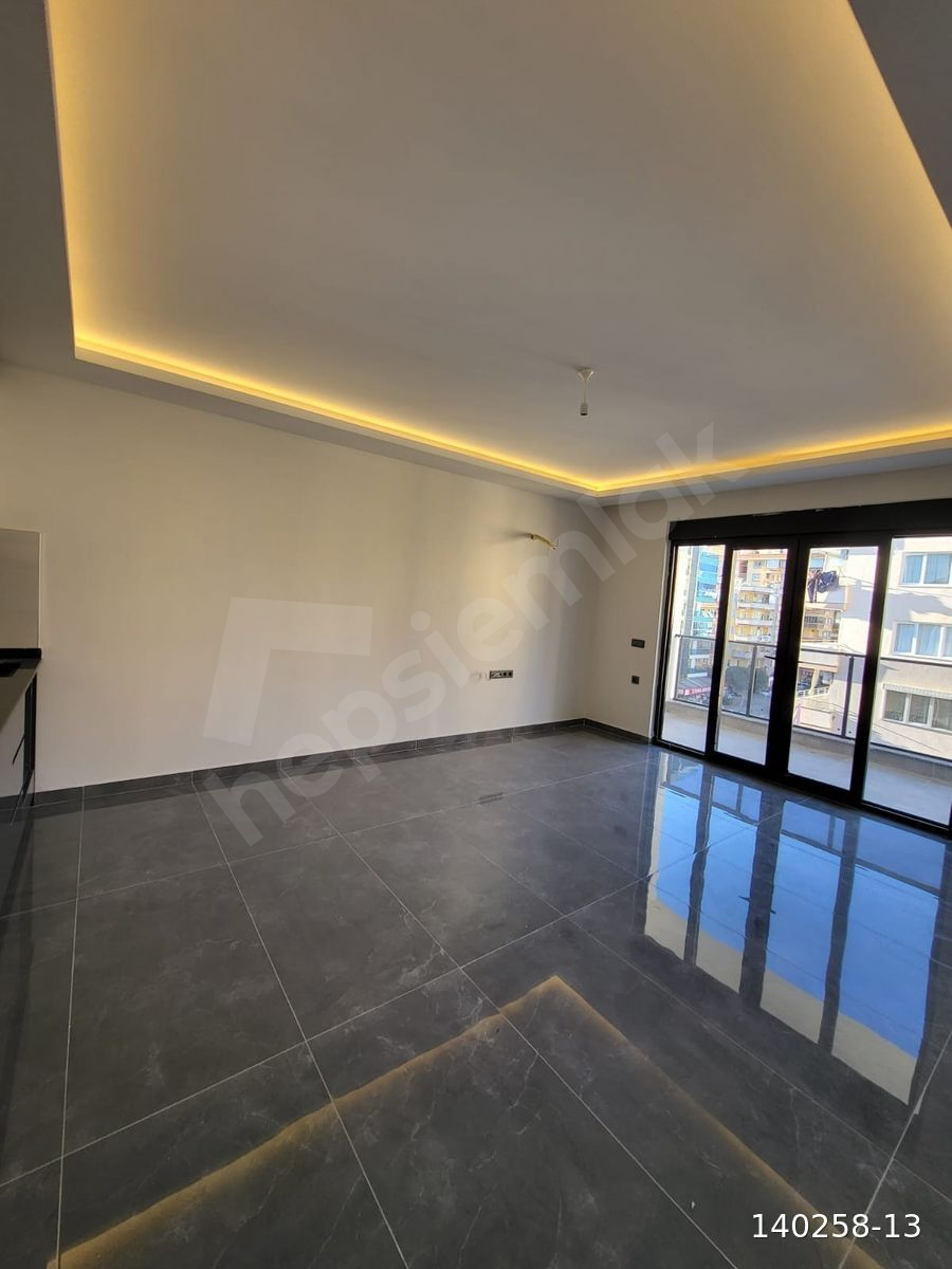 ALANYA-MAHMUTLAR SATILIK 1+1 DAİRE DENİZE 150 MT