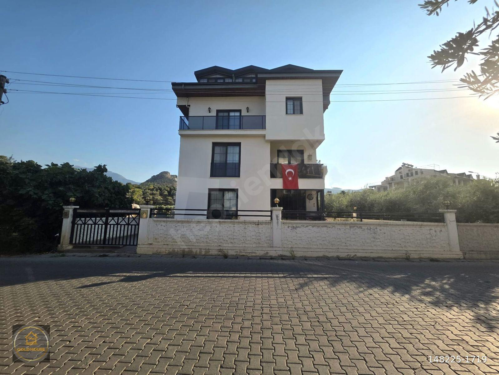 GoldHouse dan Satılık Patlangıç Ölüdeniz Caddesine Cephe 2+1 Arakat Daire