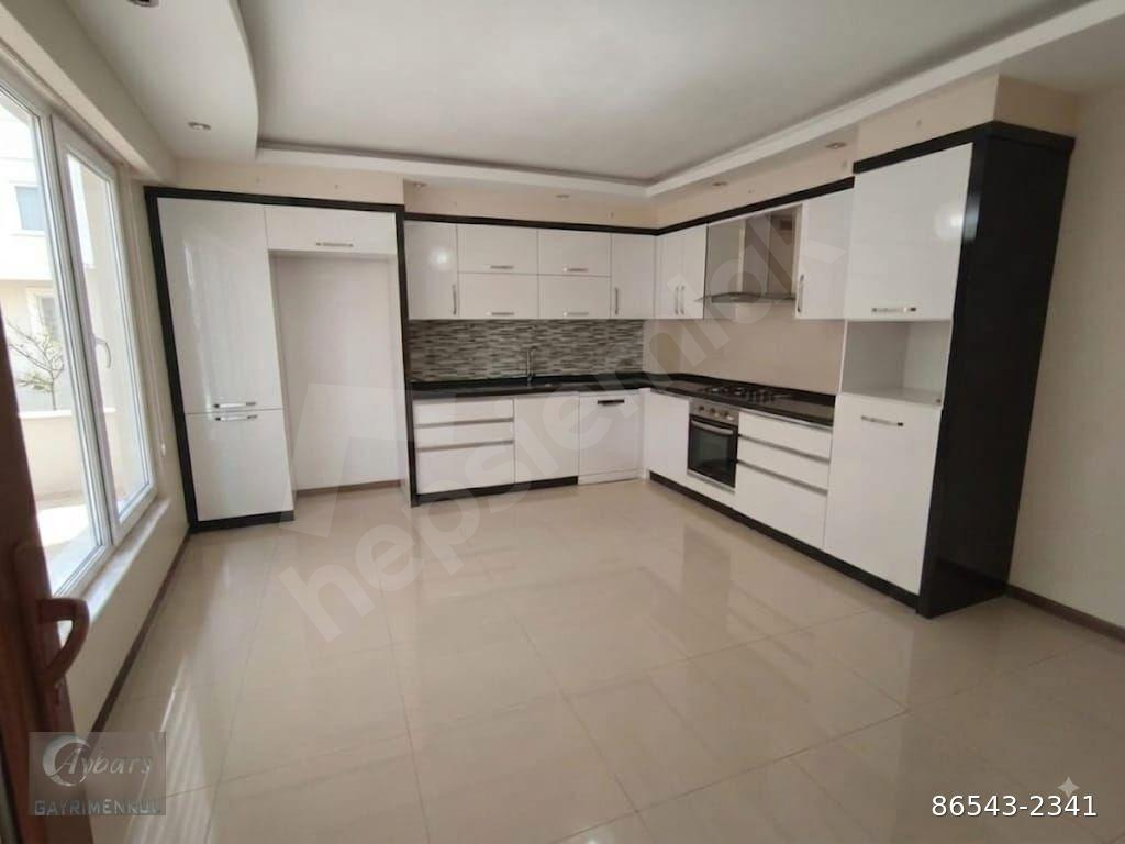 AYBARS'TAN İSTİKLAL'DE SATILIK 3+1 ARA KAT DAİRE