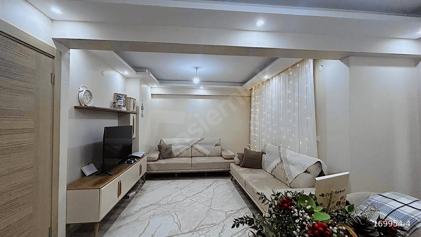 Bayraklı R.Şevket İncede Kiracılı 3+1 Dubleks Kapalı Otoparklı