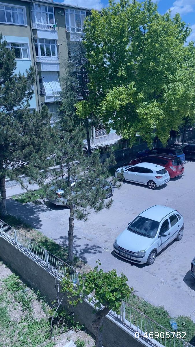 Şehitlik mahallesinde kiralık 3+1 ev