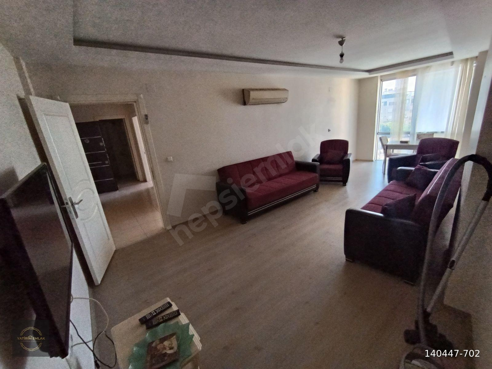 YATIRIM EMLAKTAM ÇARŞI MERKEZDE 2+1 EŞYALI KİRALIK DAİRE
