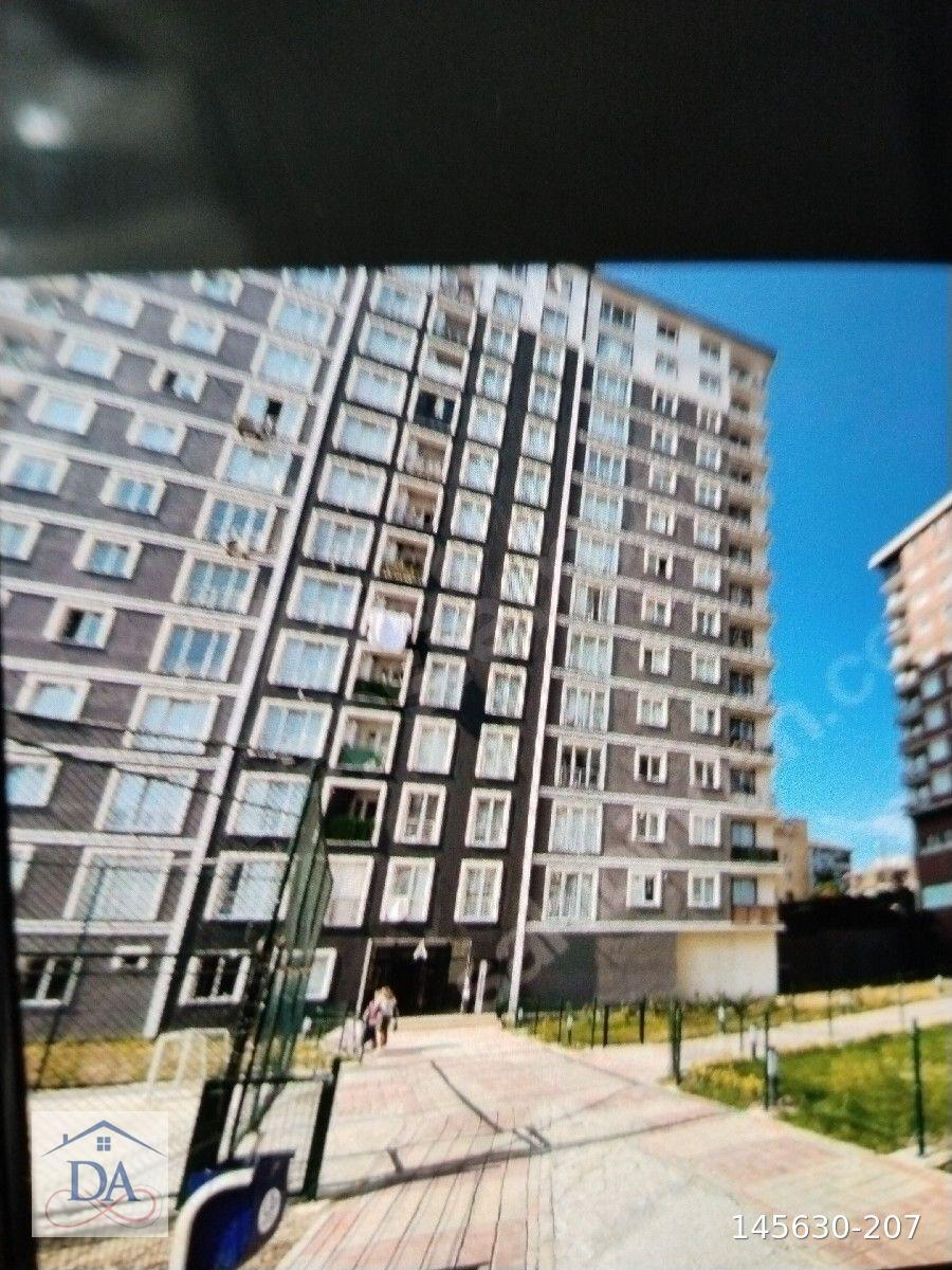 MAHMUTBEY GÖZTEPE MEYDANINDA SİTE İCİNDE 3+1 SATILIK DAİRE