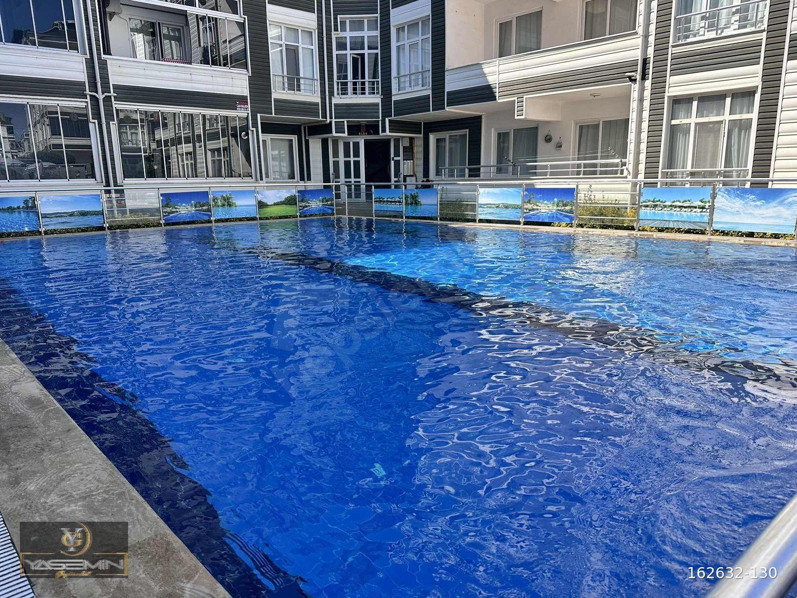 SAHİBİNDEN Aziziye Mh. Satılık 2+1 Havuzlu Sitede Kapalı Mutfak