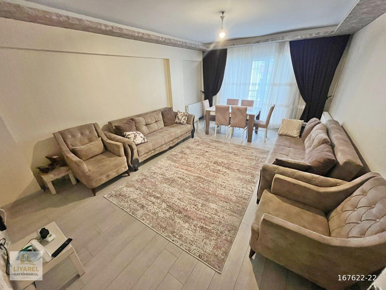 LİYAREL GAYRİMENKUL'DEN KARAKEÇİLİ CADDE YAKINI GENİŞ M2 ARA KAT ÇİFT BALKON