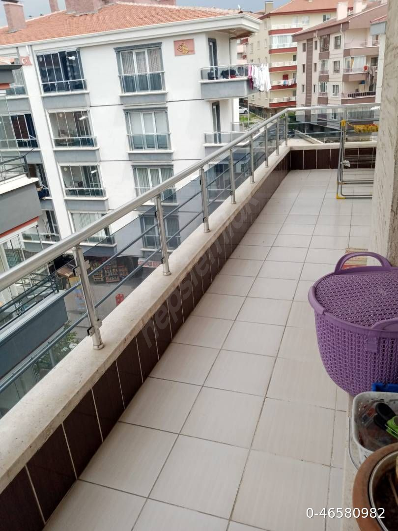 Güneş İçinde, Özel Ankastre Mutfaklı, Dev Balkonlu Satılık Daire