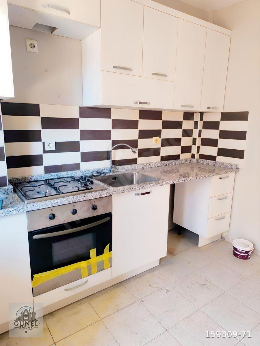 MERKEZİ KONUM DA KİRALIK 2+1 KAPALI MUTFAK DAİRE