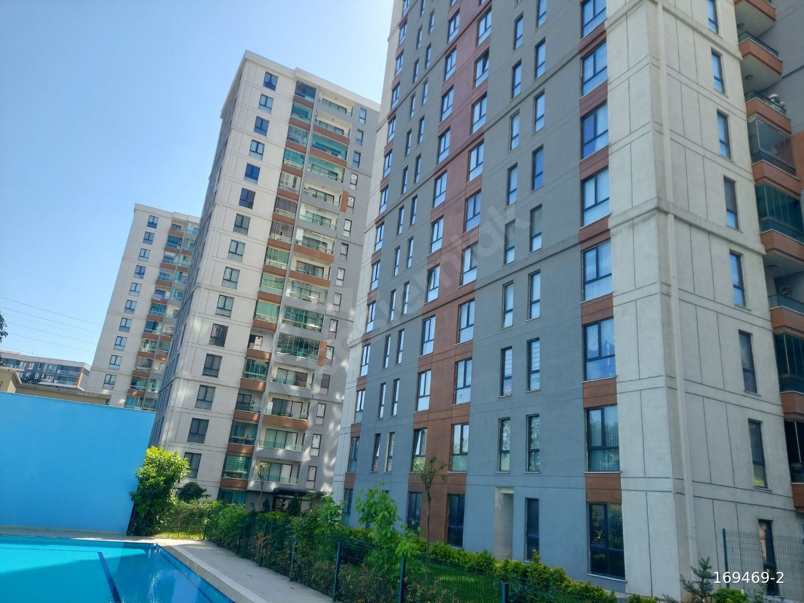 PARADİSE'de "GÜNEY CEPE" MUHTEŞEM BÜYÜK 2+1 130 m2 HAVUZLU SİTE