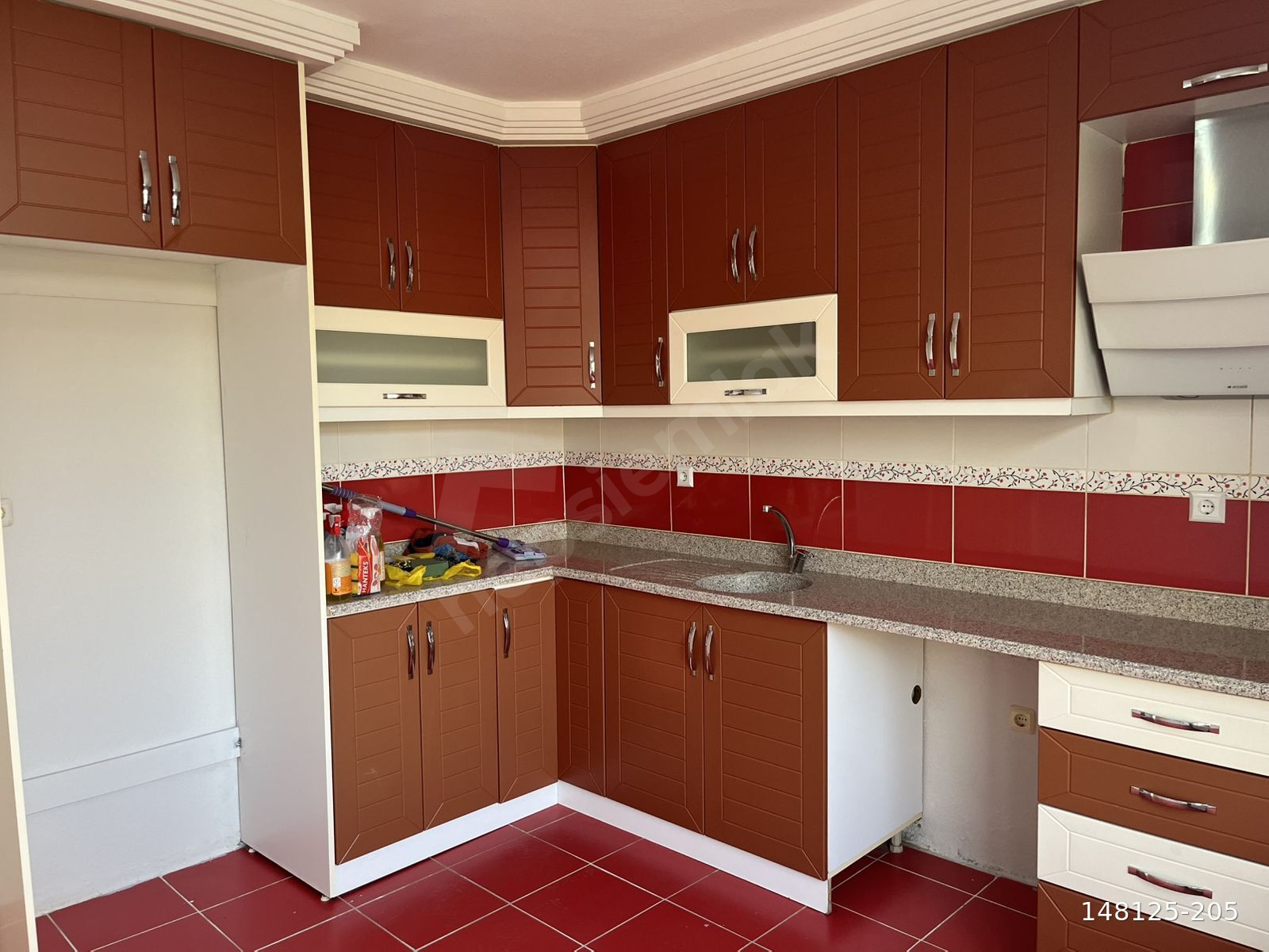 VENÜS Emlak tan Karşıyaka mahallesi de Kiralık Daire