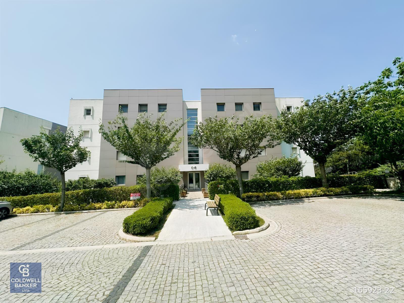 BAHÇEŞEHİR MESA NUROL KİRAZLI BAHÇE'DE SATILIK 4+1 (BOŞ) FIRSAT!