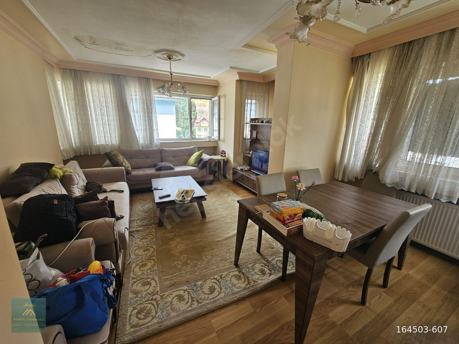 ANADOLU'DAN MESUDİYE DE EŞYALI KİRALIK DAİRE