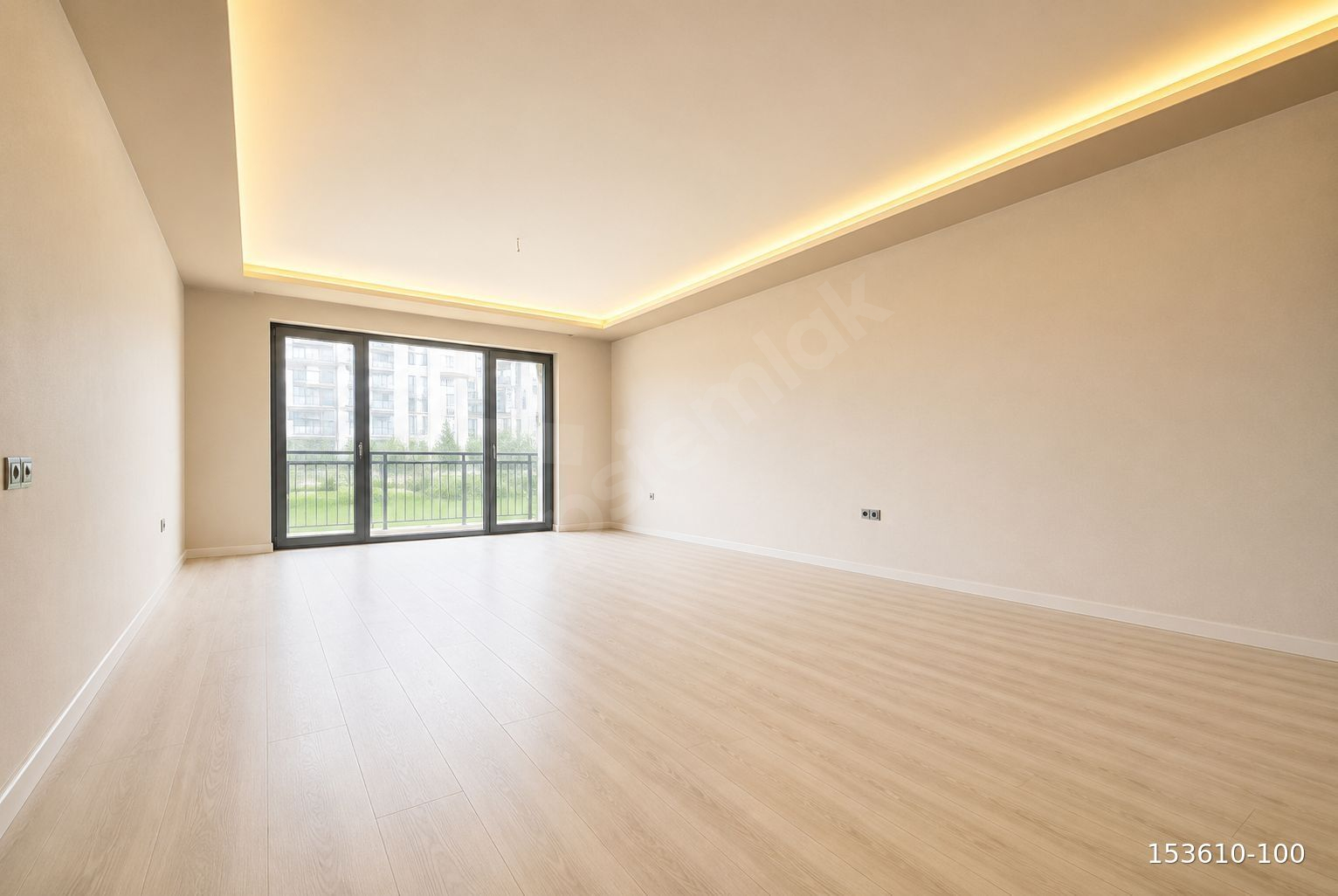 MERKEZİ LOKASYONDA OKUL YAKINI 4+1 ARA KAT SIFIR LÜKS DAİRE