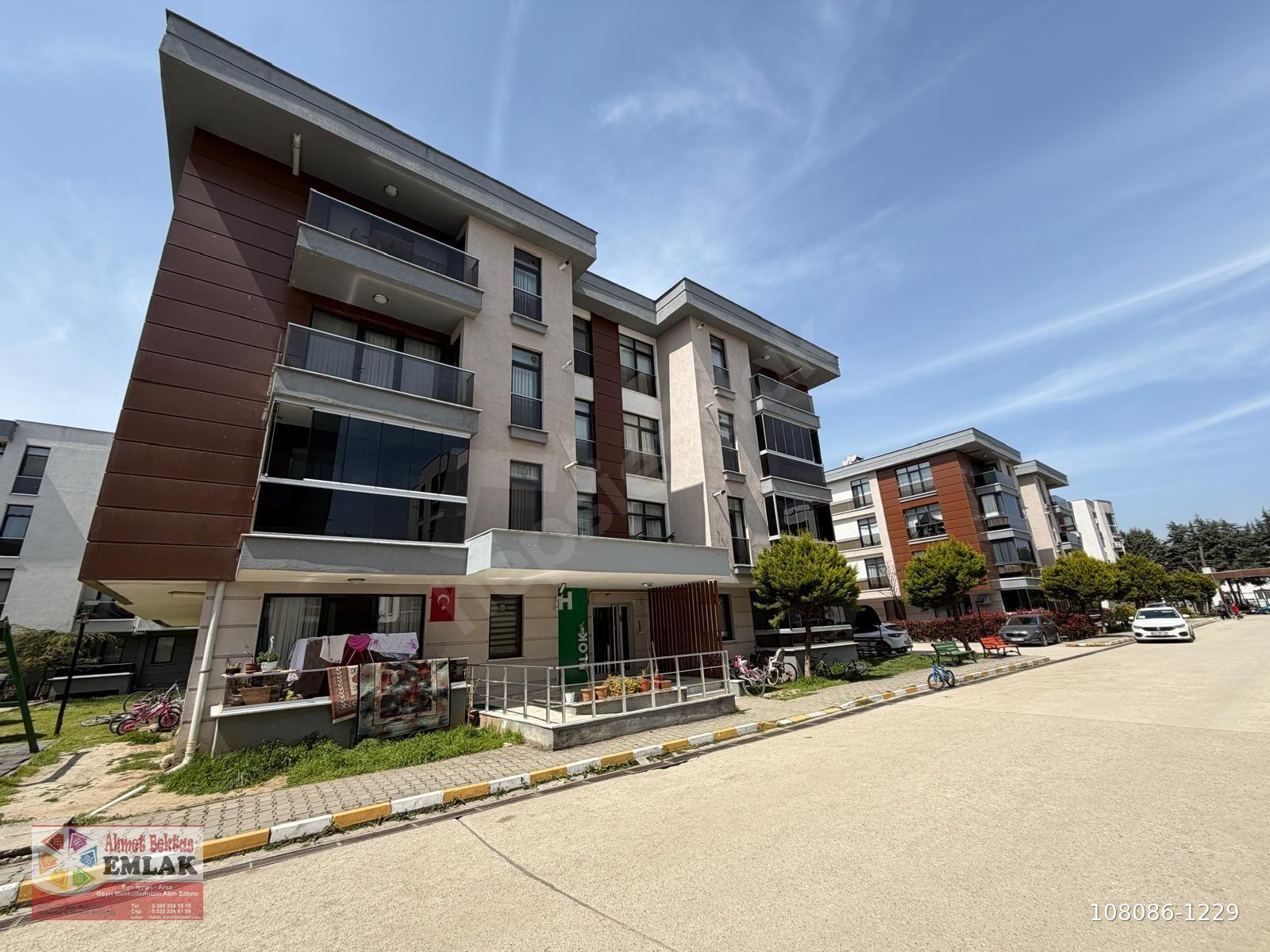 SATILIK DAİRE.AZİZİYE MAH.ALGÜN LİFE SİTESİ.BEKTAŞTAN 2+1 80M2..