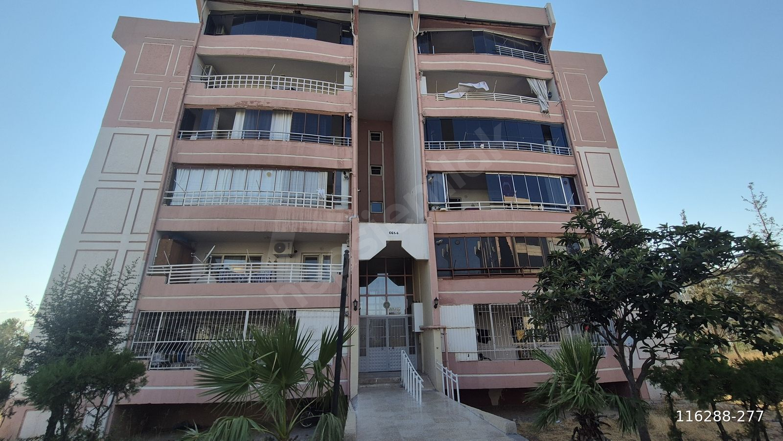MİMAR SİNAN MAH. ESKİ TOKİ DE 120 M2 3+1 5.KAT DAİRE SATILIKTIR