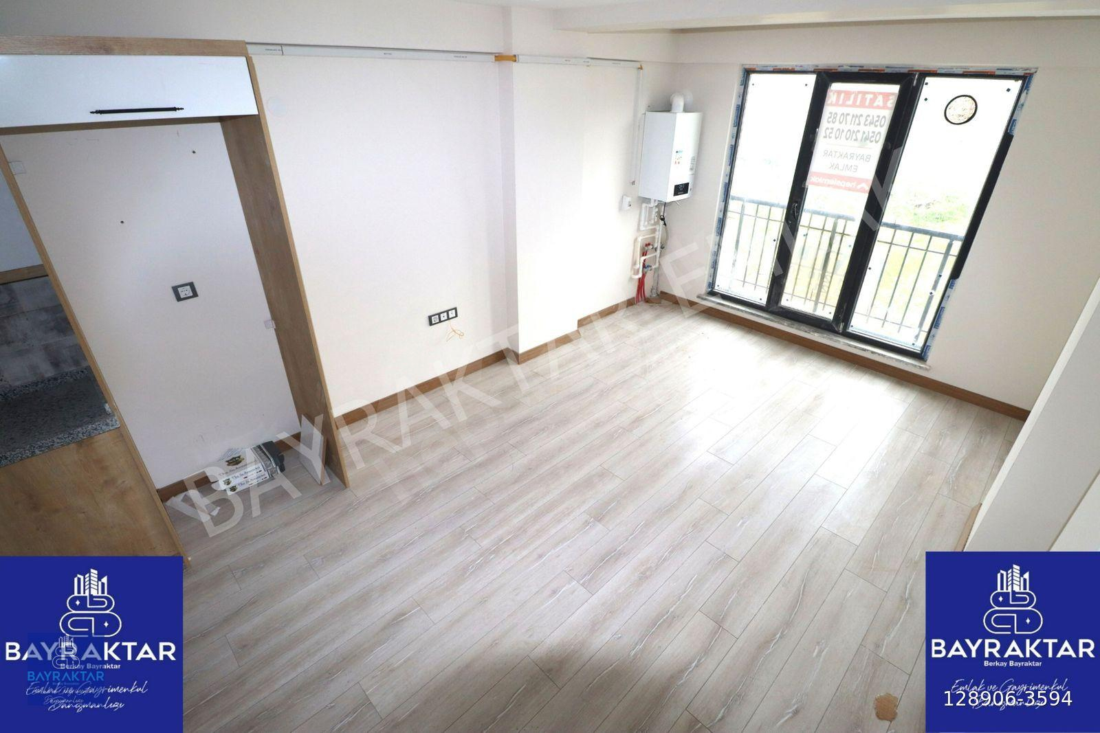 Bandırma Yeni Mahalle'de Paşakent Yakını Teraslı Dubleks 1+1 Kiralık Daire Bayraktar Emlak'tan