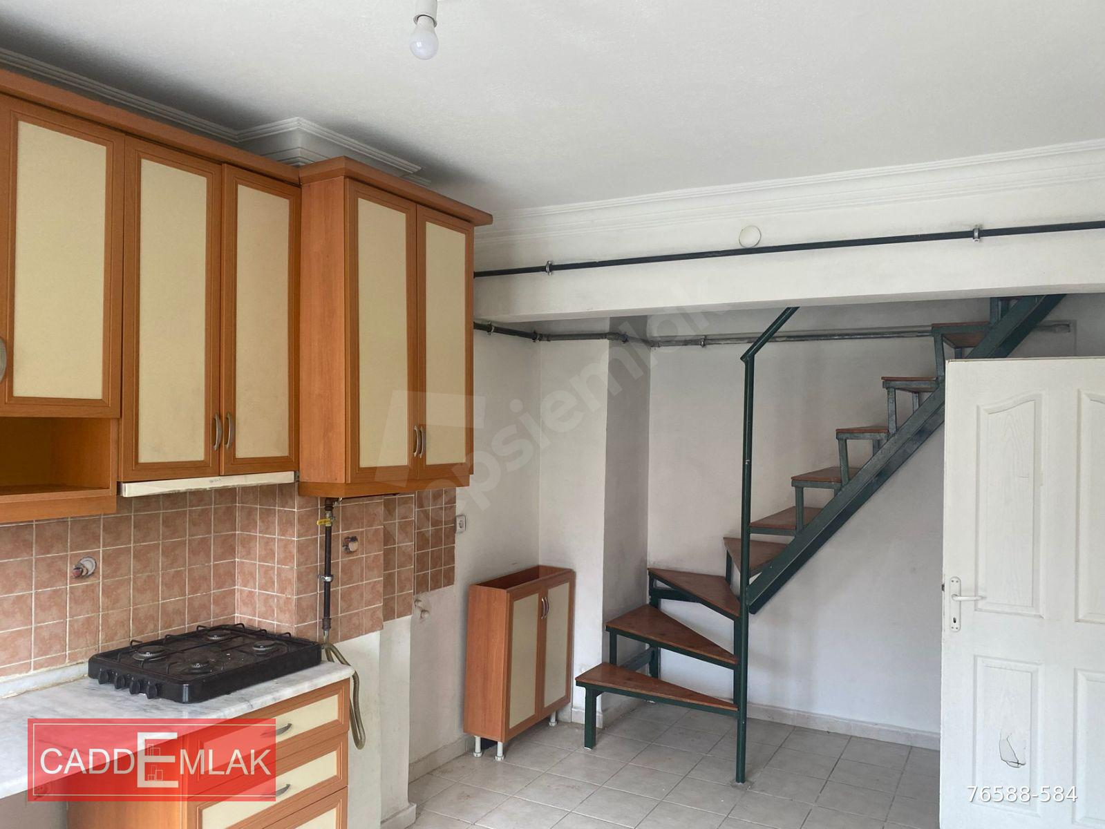 İSTİKLAL MAH ADALARA YAKIN KİRALIK 2+1 KOMBİLİ DAİRE