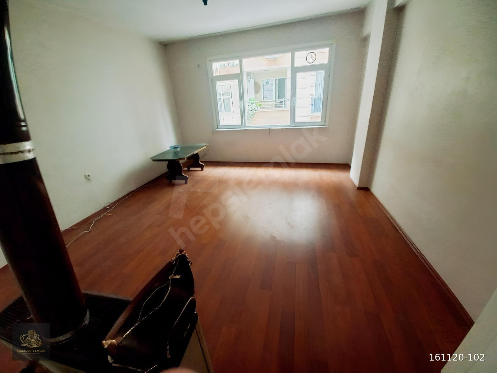 BAHÇELİEVLER YENİBOSNA ZAFER MH KİRALIK 90m KAT 1 DAİRE 2+1