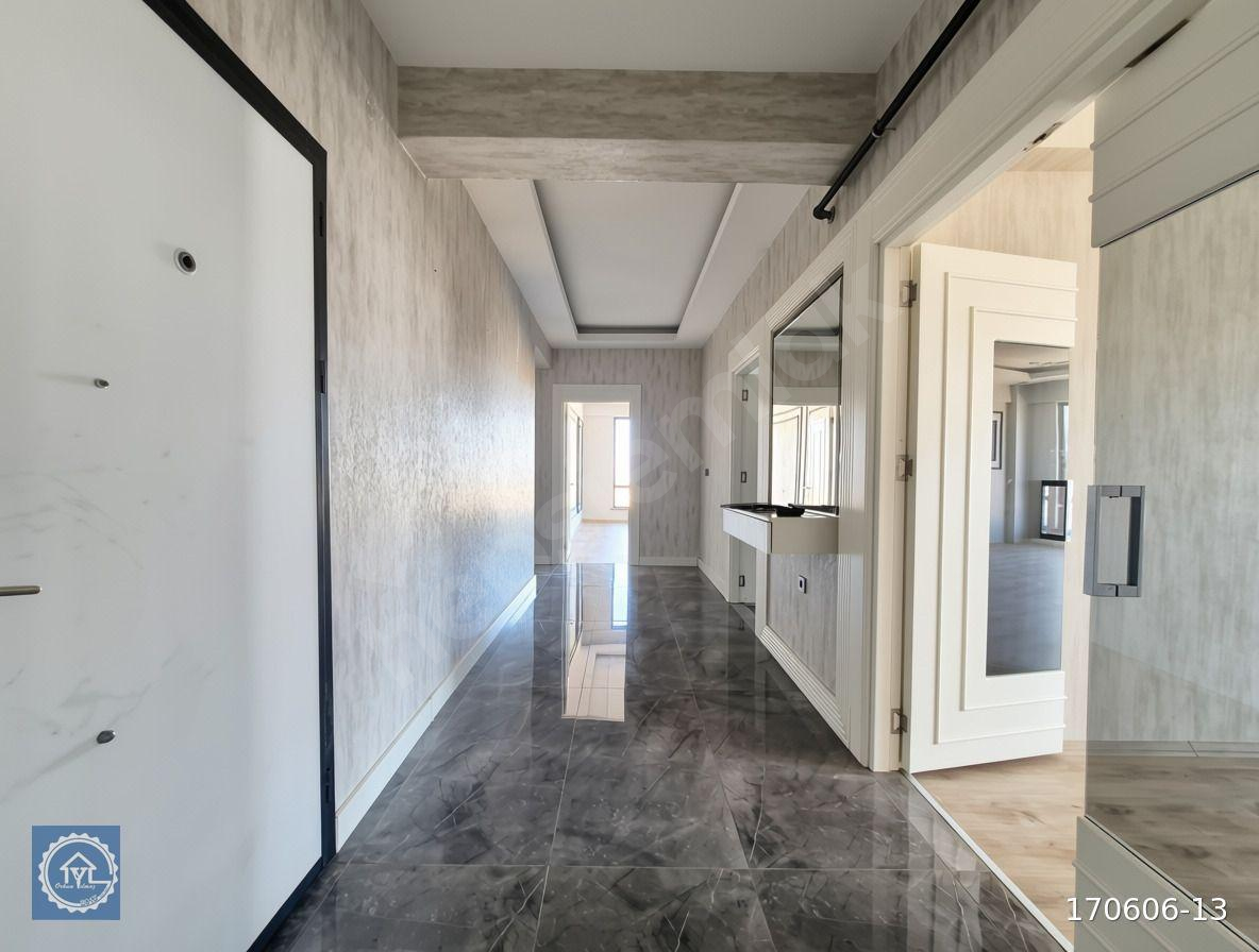 Gazitepede Galle Park Yakını Ara Kat 4,5+1 Kiralık Daire