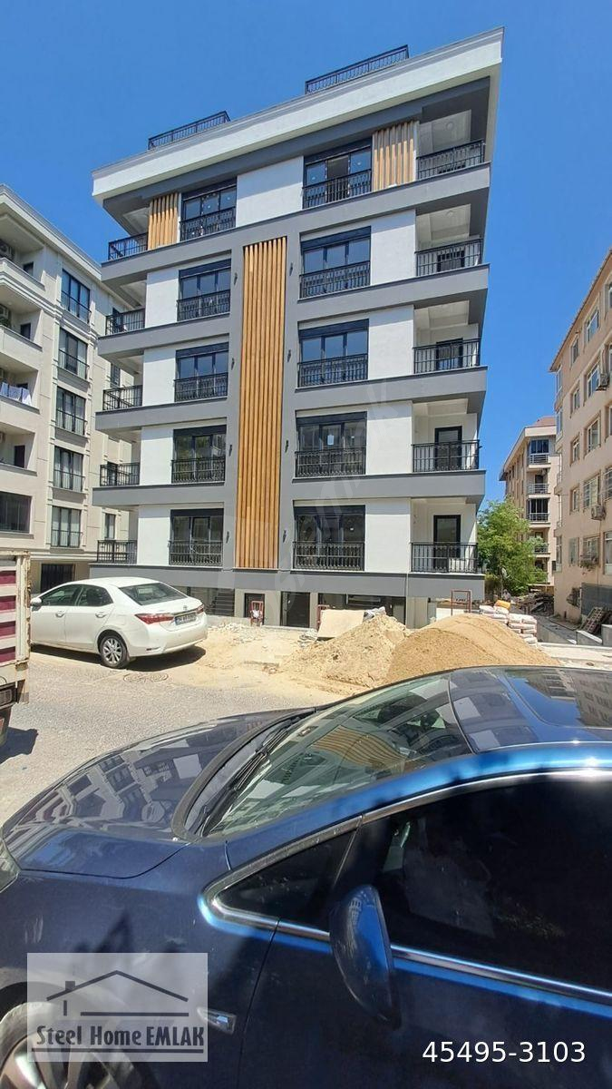 KARTALTEPE'DE 50m2 METRO-M.BÜSE YAKIN-SIFIR BİNA-BAHÇE KATI 1+1