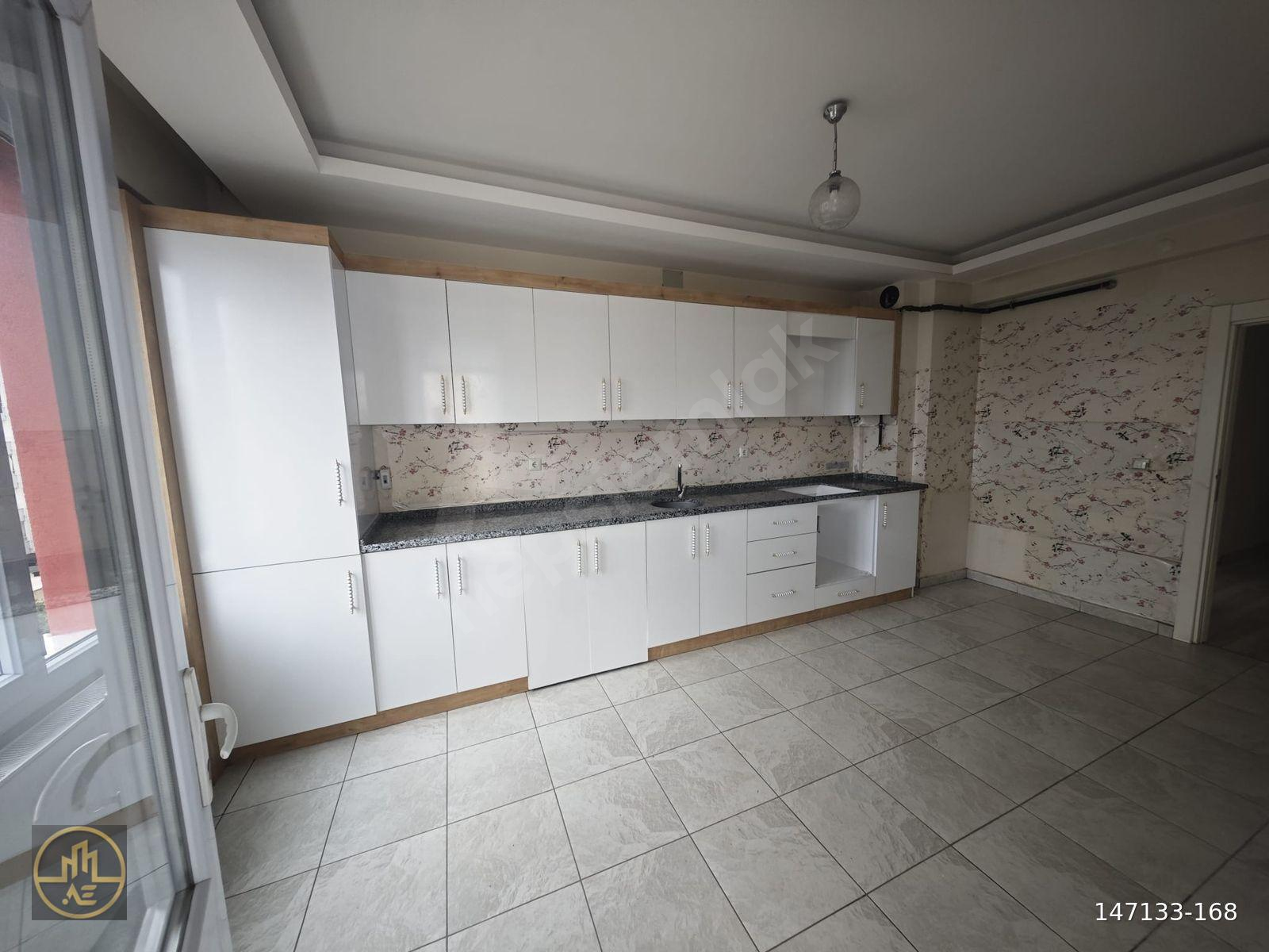 ALTINÖZ DEN İLHANLI MAHALLESİNDE SATILIK 3+1 DAİRE