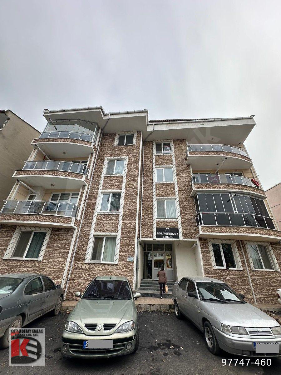 Edirne Merkez Talatpaşa Mah. de geniş kullanışlı balkonlu eşyalı kiralık 1+1 daire