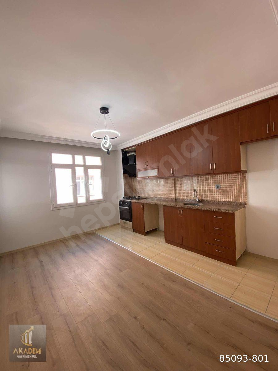 BARAJYOLUNA 3 DK MESAFEDE KISA KATLI KELEPİR GENİŞ 2+1+KİLER