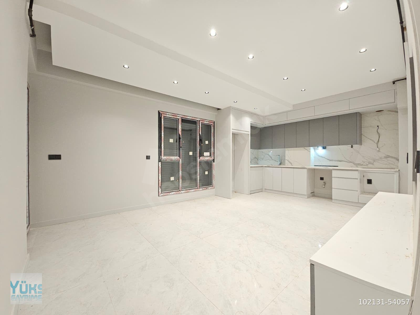Denizli şemikler mahallesinde naz bayrağa yakın panjurlu 2+1 100 m2 lüks satılık arakat daireler