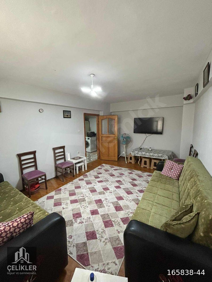 Caddeye yakın satılık yüksek giriş kat ( 100m2 )