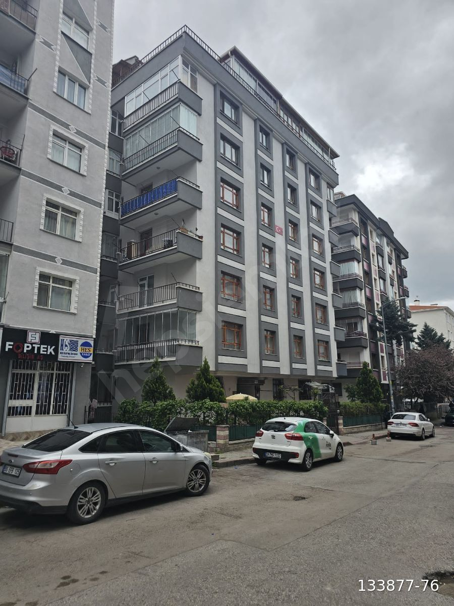 HASTANE METRO DURAĞI YANINDA 2+1 SATILIK DAİRE