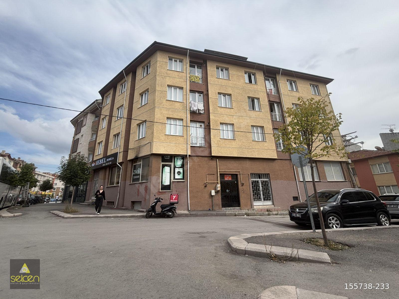 ANADOLU ÜNİVERSİTESİNE YAKIN , SATILIK 1+1 DAİRE