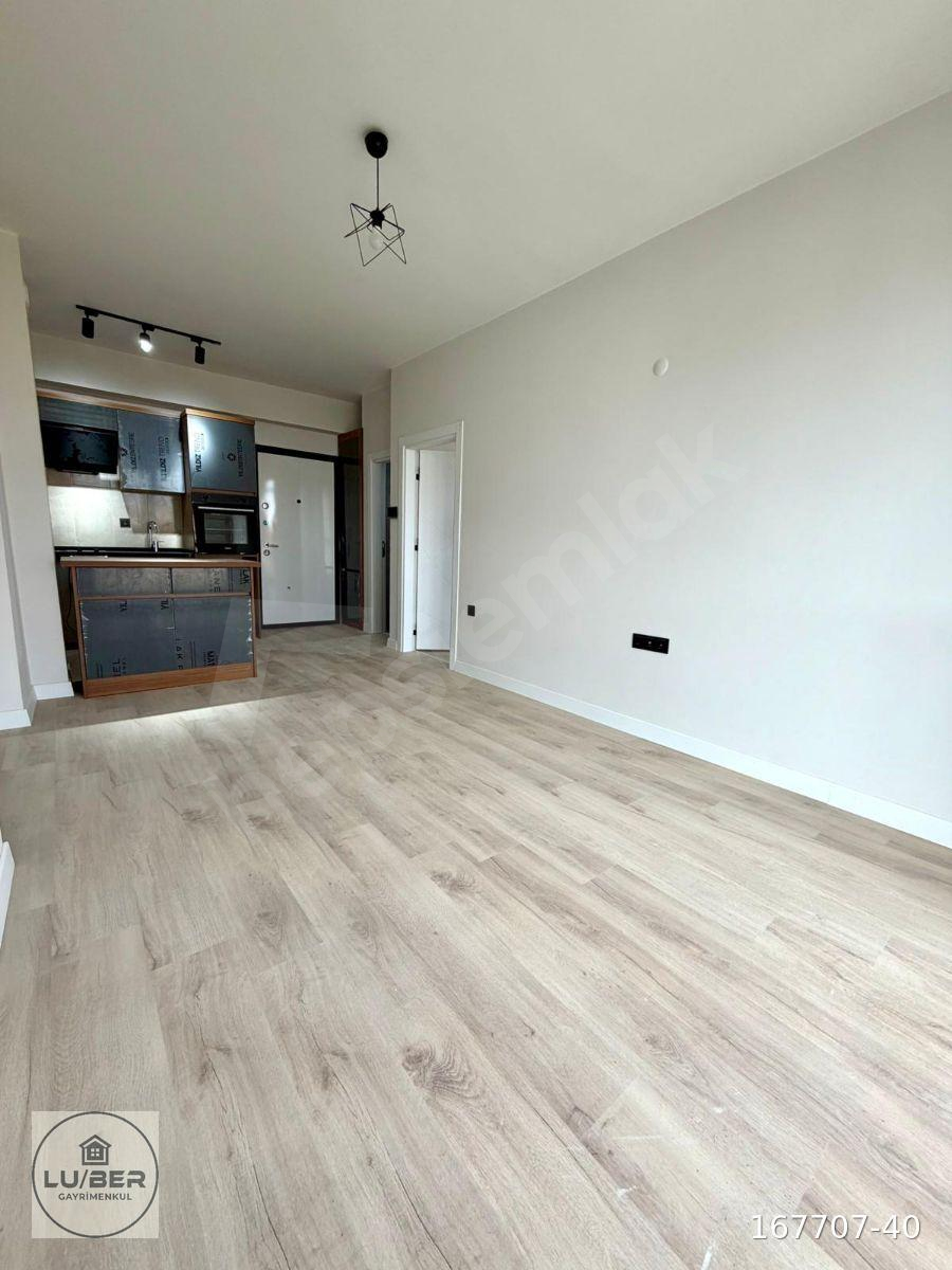 UYSAL GLORIA RESIDENZA SATILIK 1+1 DAİRE