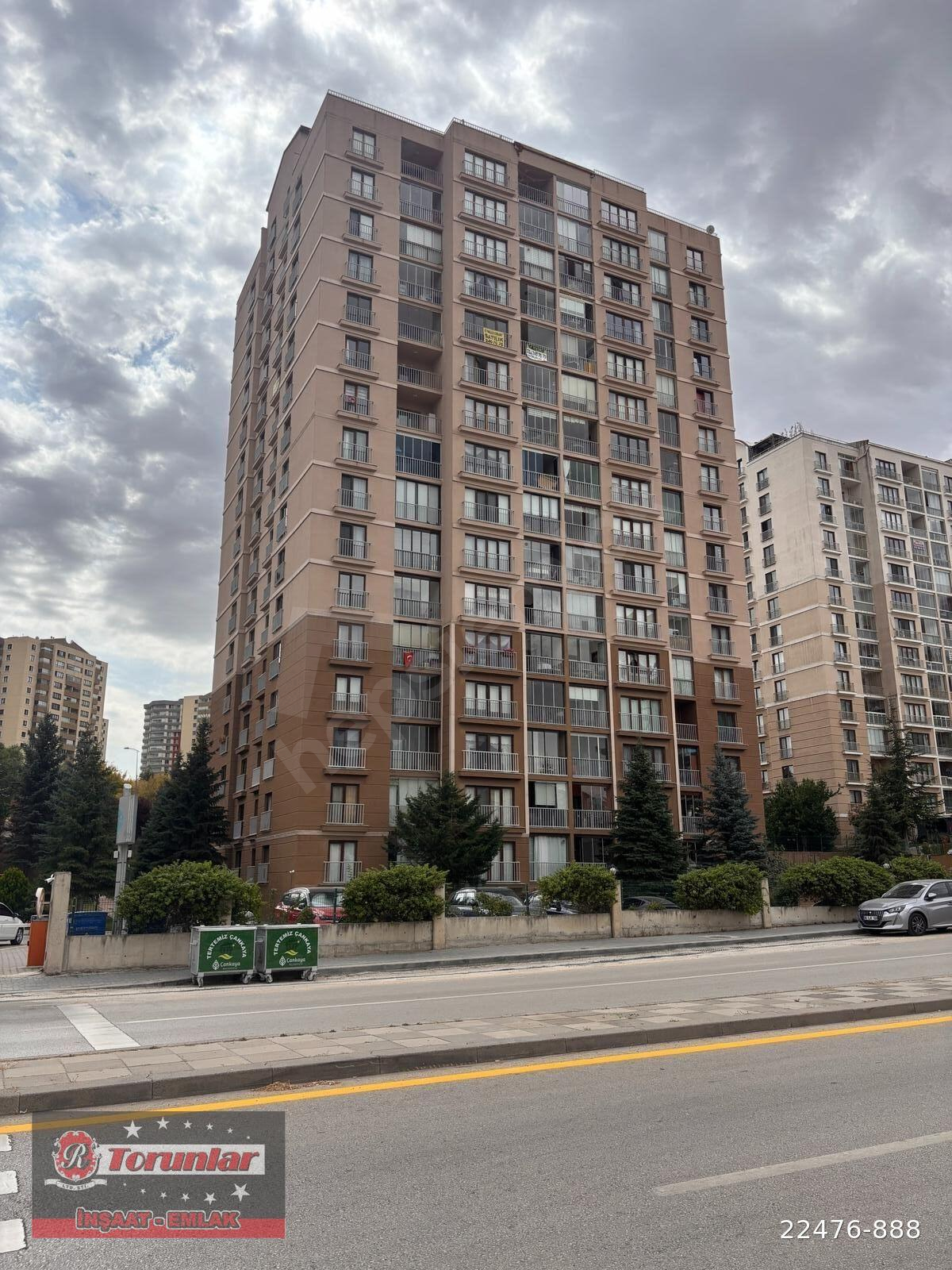 BARIŞ SİTESİNDE ARA KAT GÜNEY DOĞU EBEVEYN BANYO OTOPARK 4+1
