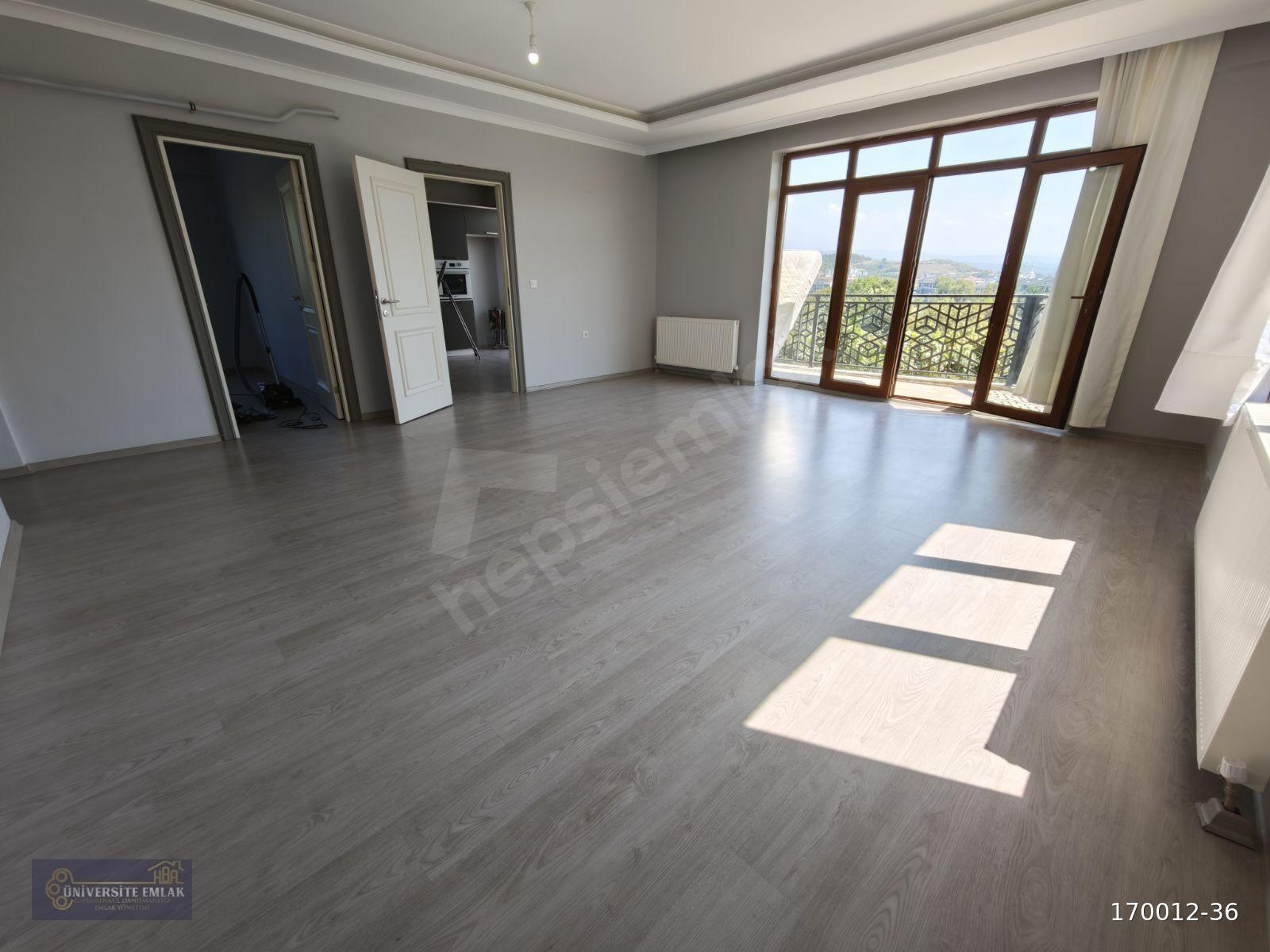 DÜZCE KONURALP DE 220 M2 4+1 KİRALIK DAİRE 2 EBEVEYN BANYOLU LUX