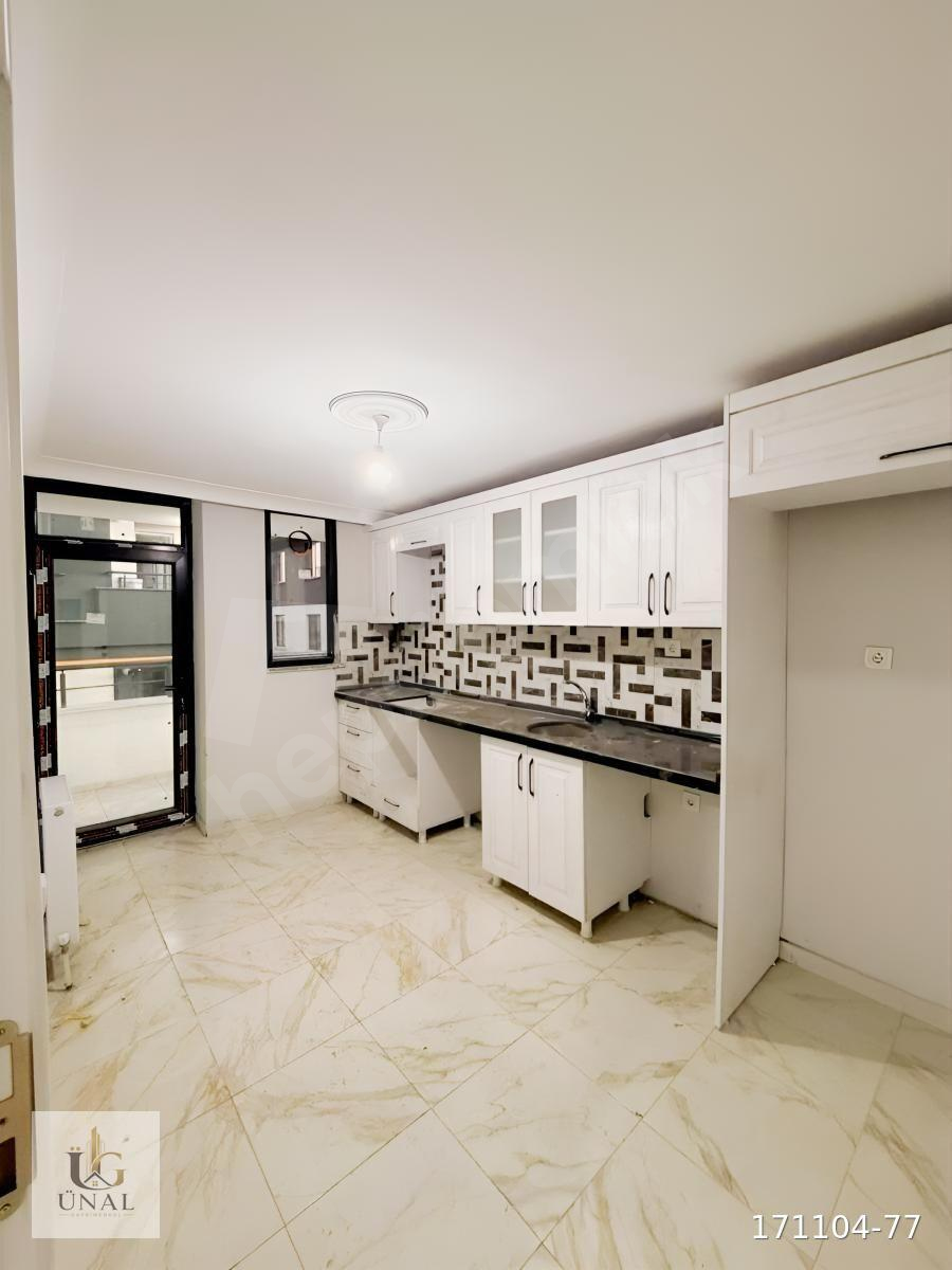TAHTAKALE MAHALLESİNDE SIFIR BİNADA KİRALIK 2+1 DAİRE