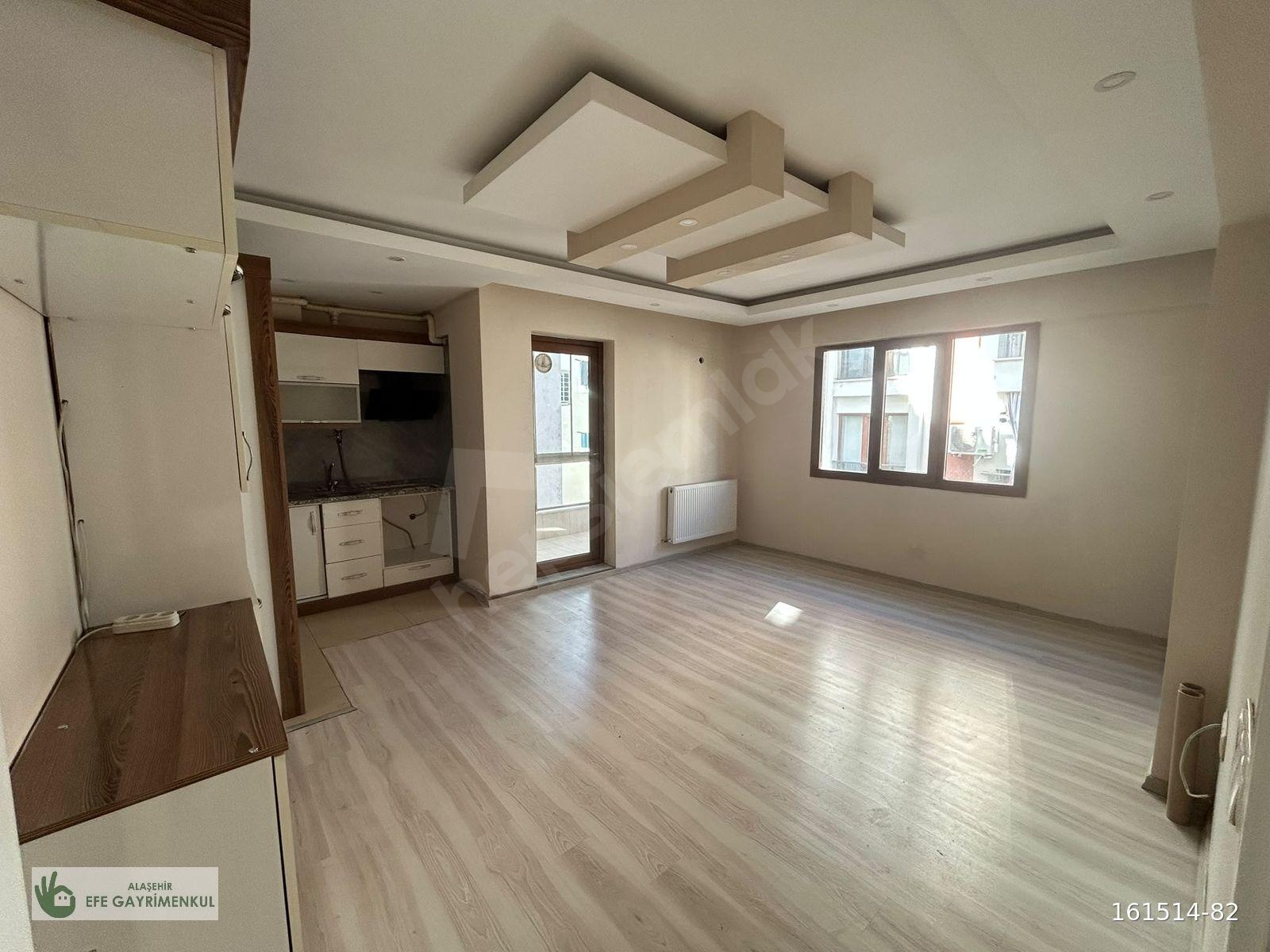 İSTASYON MH. KİRALIK 2+1 DOĞALGAZLI , CAM BALKONLU DAİRE