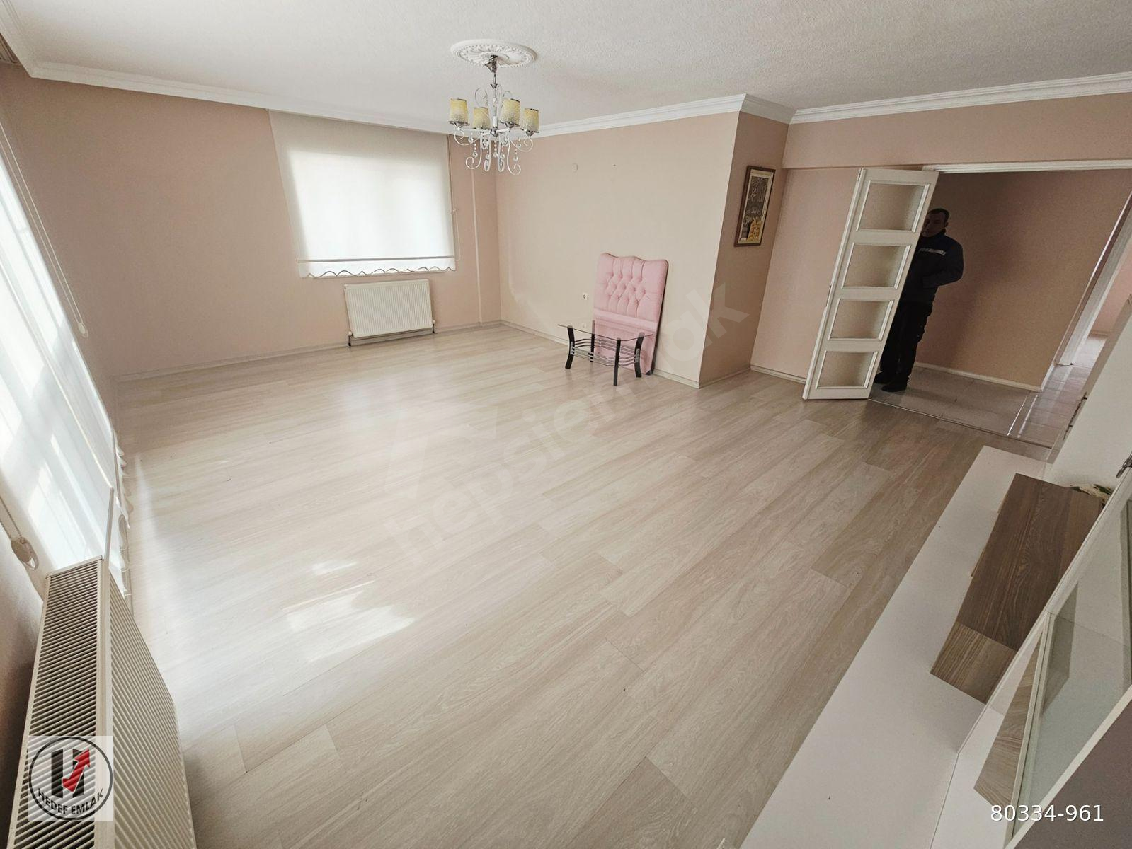 HEDEF EMLAK'TAN 5+2 ÇİFT GİRİŞLİ TERAS 300M2 GENİŞLİĞİNDE