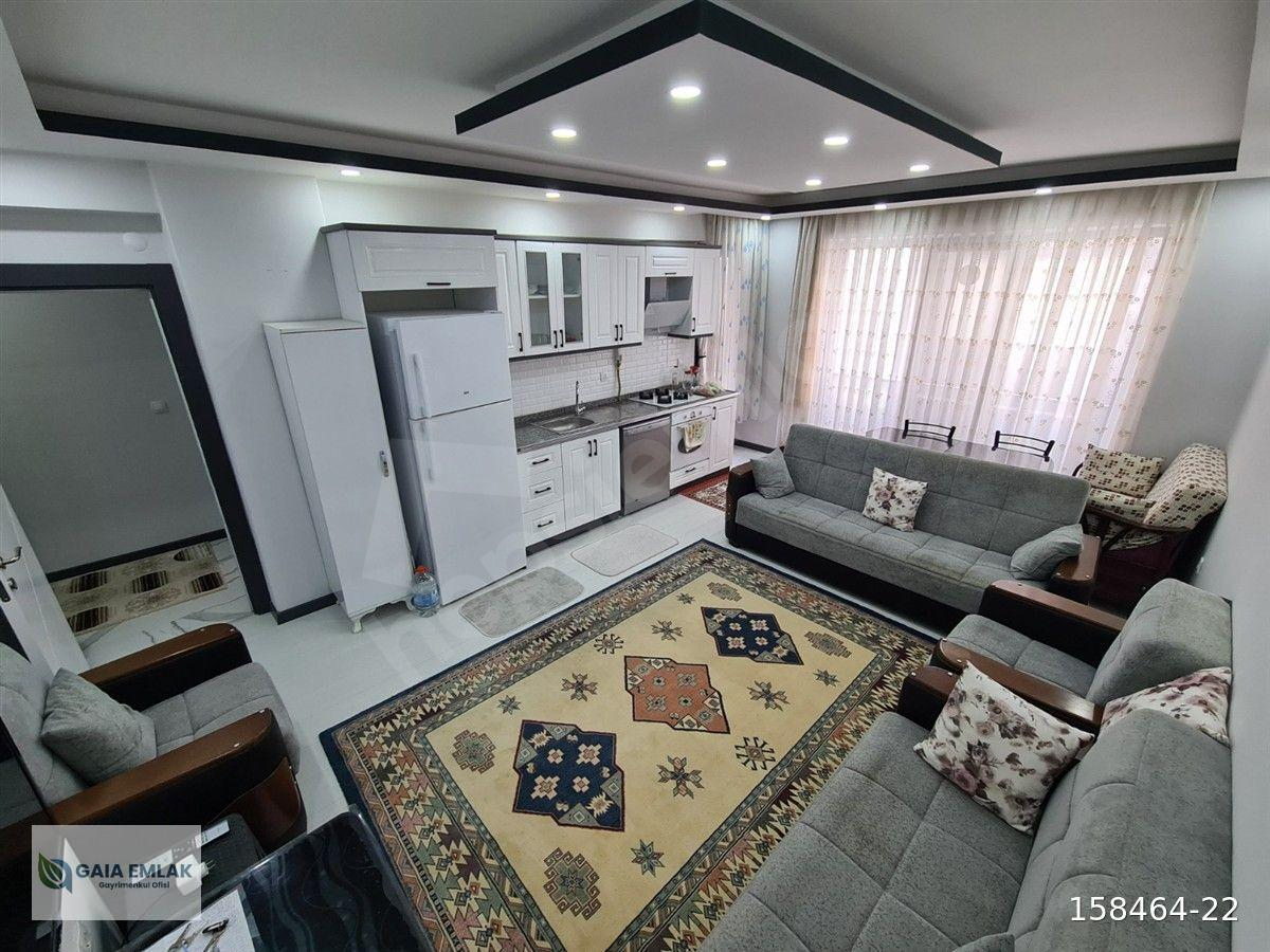Burhaniye Merkez'de Kiralık Eşyalı 1+1 Daire