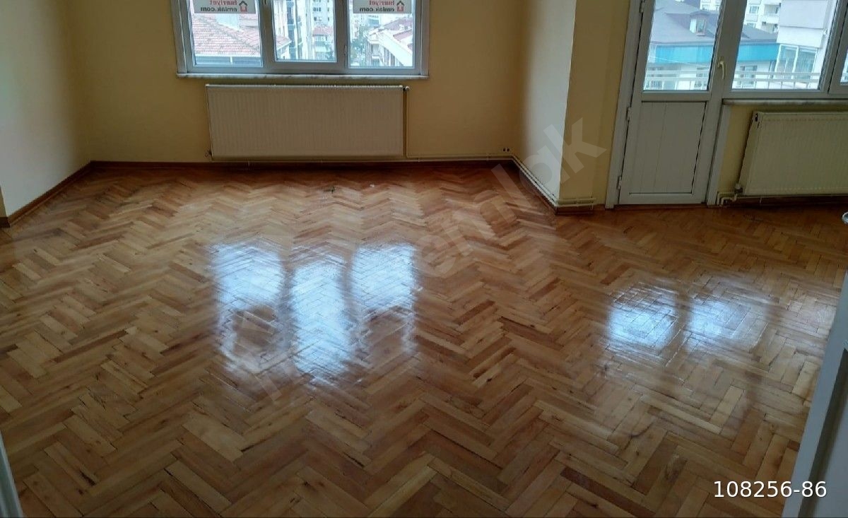 Pişkinden İçerenköy Merkezde Kiralık Daire