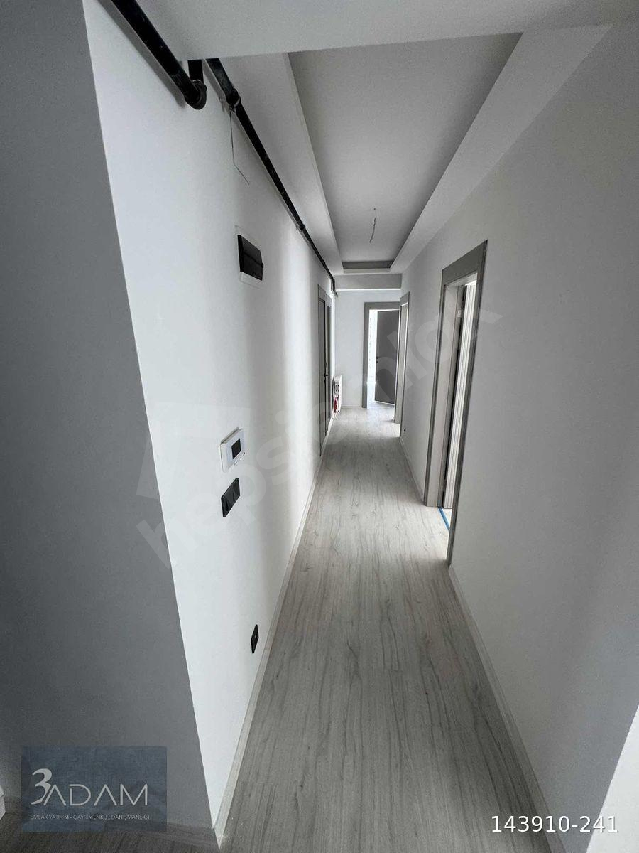 3ADAM EMLAK`TAN CUMHURİYET MAH ARKAVE YAN CEPHE 3+1SATILIK DAİRE