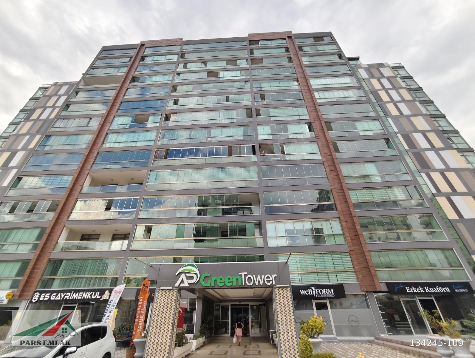 AP Green Tower'da Havuzlu Site İçinde Kiralık 1+1 Daire 15. Kata