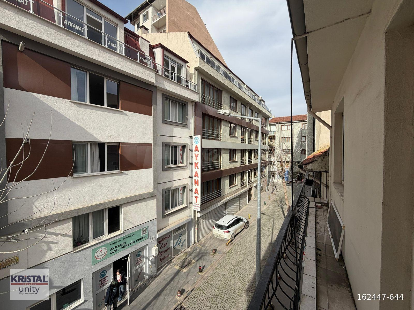 DERSANELER SOKAĞINDA 2 MUTFAKLI 2+1 KİRALIK DAİRE