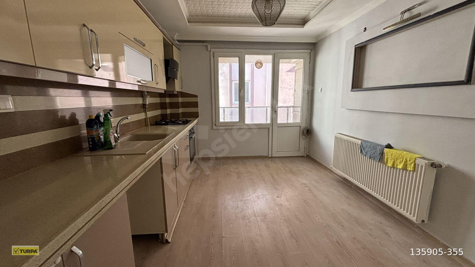 BERGAMA FATİH MAHALLESİ TUNA CADDESİNDE 3+1 KİRALIK DAİRE