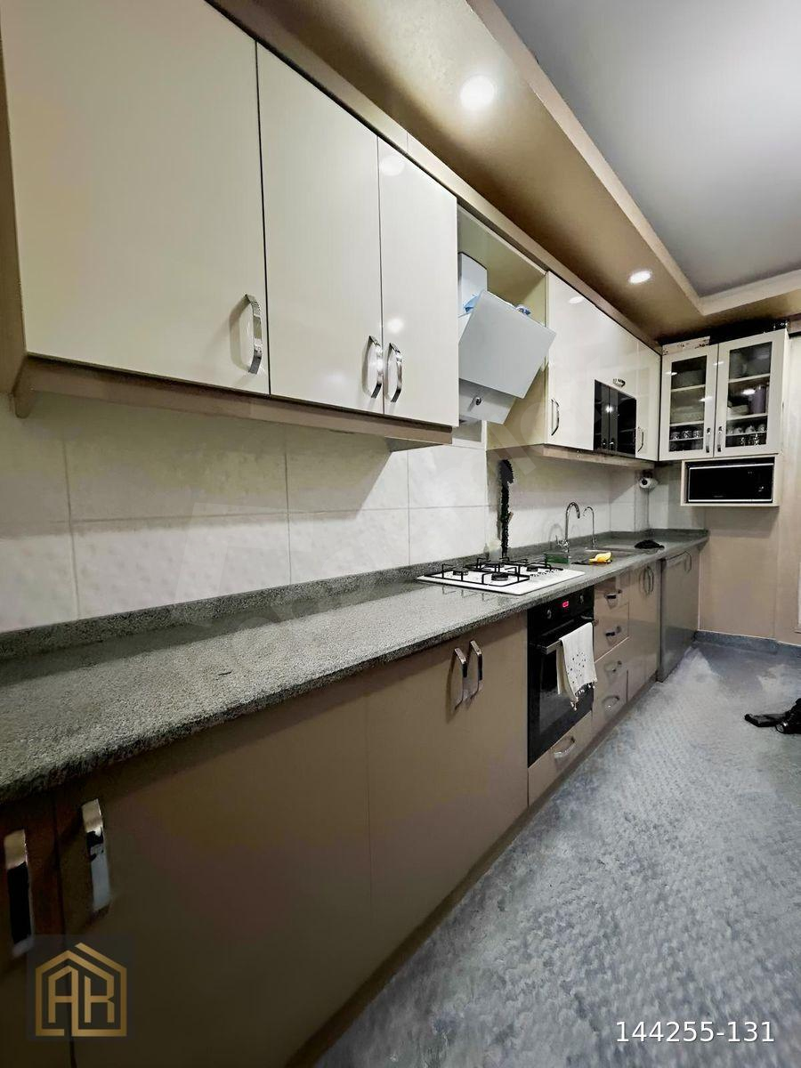ARLI GAYRİMENKUL DEN YENİ MAHALLE ÇARŞI MERKEZDE FERAH 3+1 DAİRE