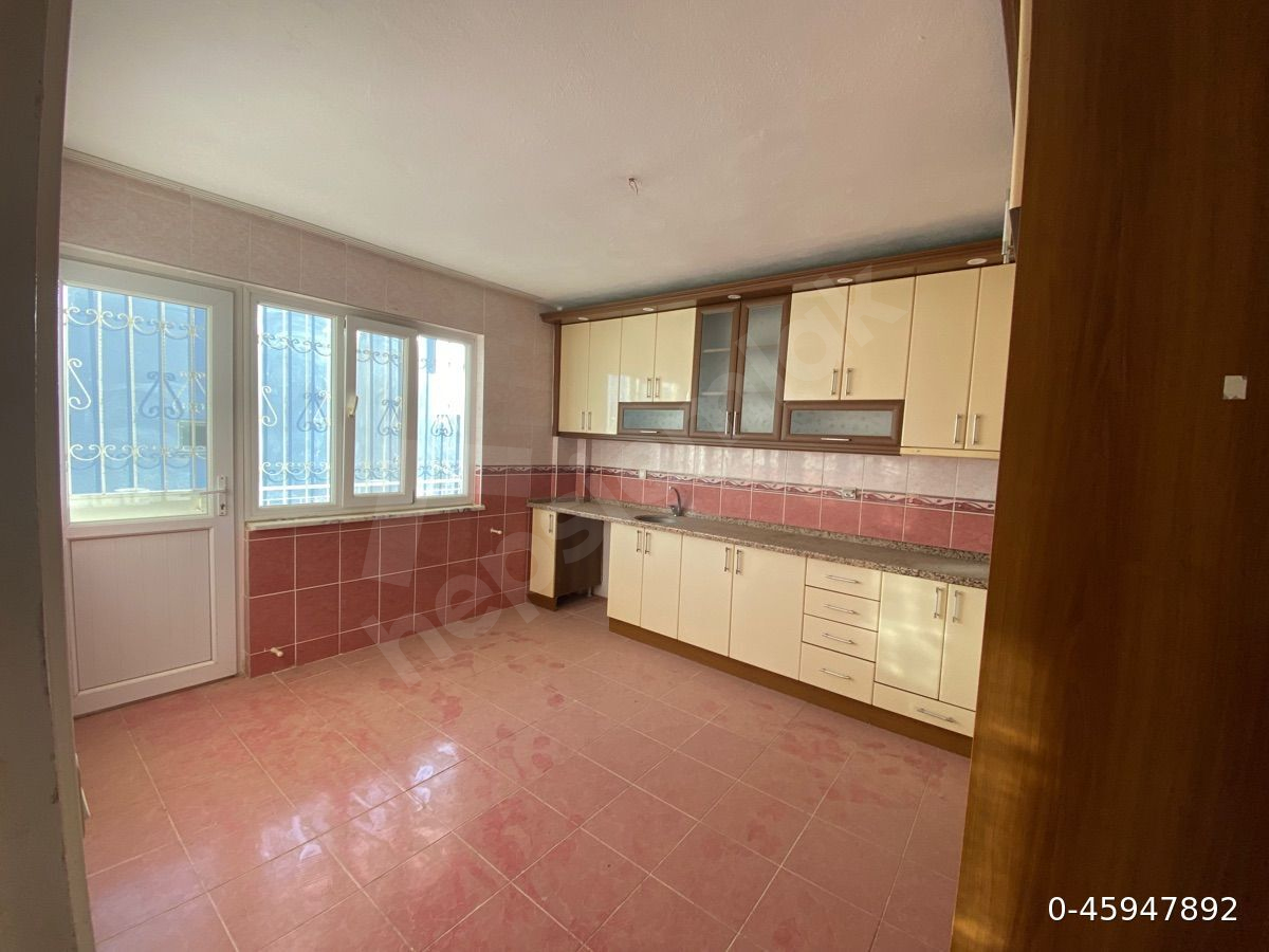 Hastane ve cezaevine yürüme mesafesinde kiralık 3+1 daire