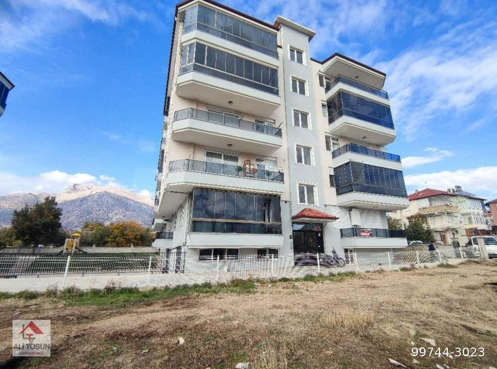 ALİ TOSUN'DAN YENİMAHALLE'DE KALORİFERLİ YÜKSEK GİRİŞ 3+1 KİRALIK DAİRE