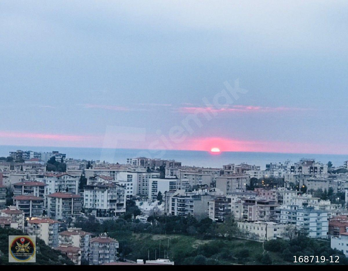 KUŞADASI MERKEZİ LOKASYONDA FULL DENİZ MANZARALI YERDEN ISITMA DUBLEKS DAİRE