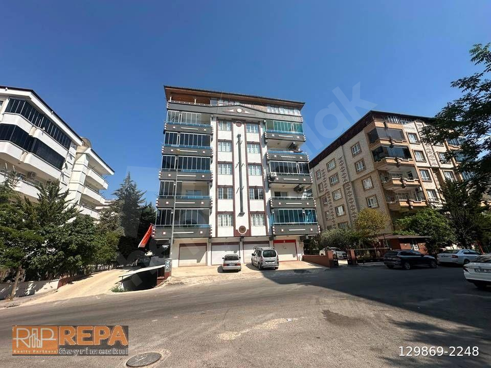 REPA GAYRİMENKUL EMİN DARICIOĞLU GÜVENEVLER'DE SATILIK 2,5+1