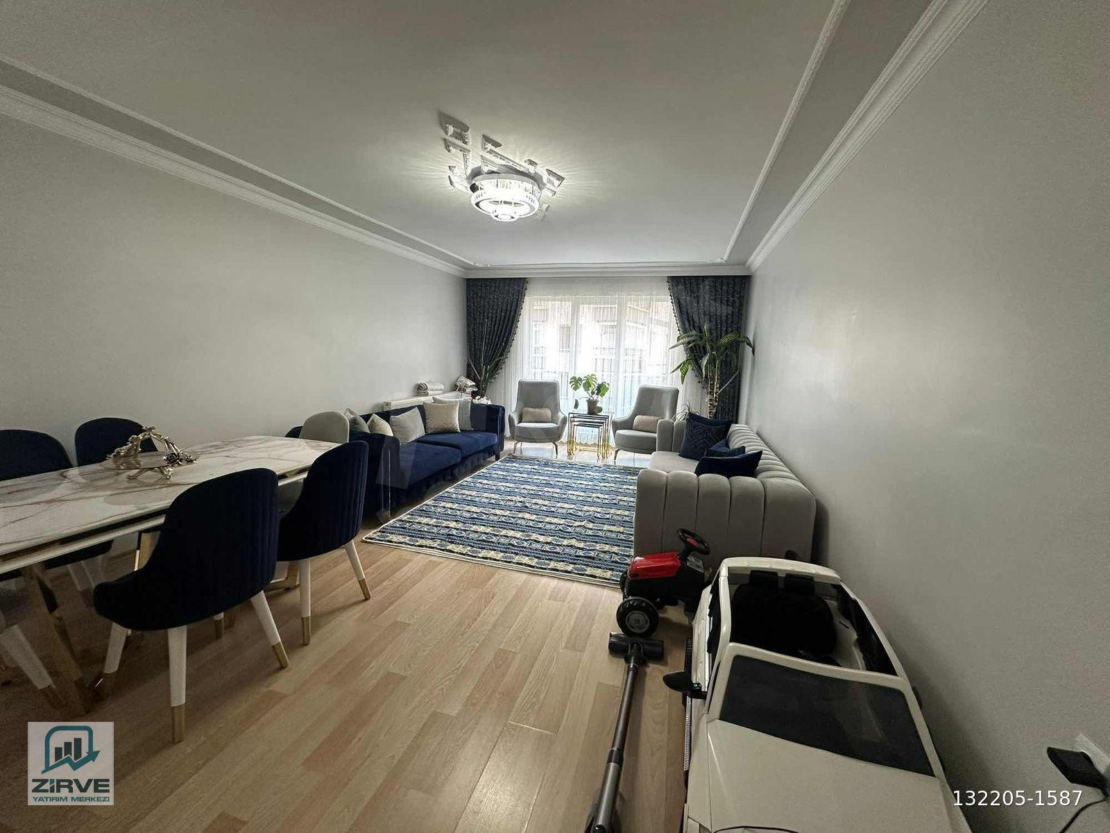ZİRVE'DEN YEMEK YEME BÖLÜMLÜ ÇİFTBANYO TERAS BALKON FIRSAT DAİRE